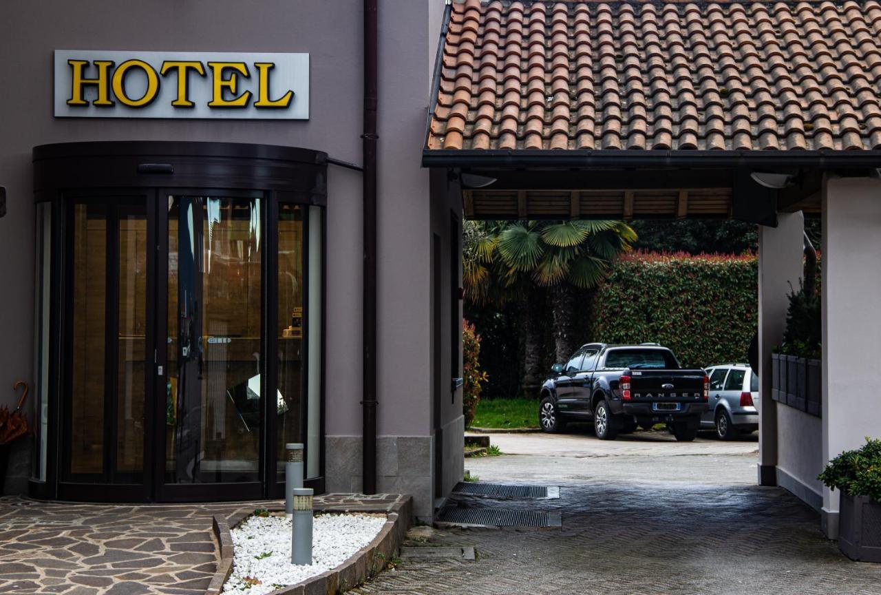 Hotel Sirio - Sure Hotel Collection By Best Western Medolago Exterior foto